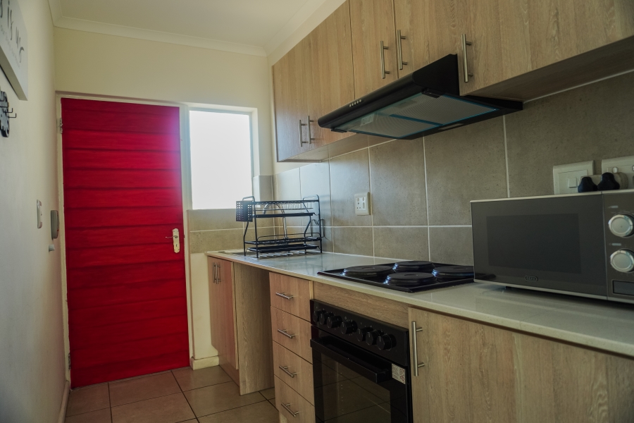 2 Bedroom Property for Sale in Cravenby Western Cape